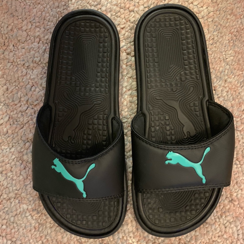 Black and teal slip ons. Size 6. Like new.